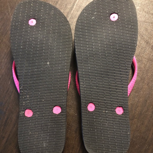 Cute summery Havaianas flip flops - Picture 2 of 3
